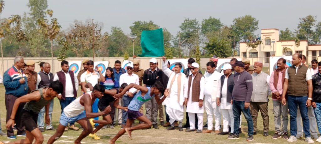 विशिष्ट स्पोर्ट्स स्टेडियम तियरा में सांसद खेल स्पर्धा 2024 का किया गया आयोजन