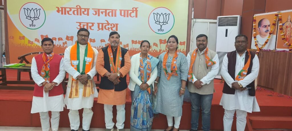 अनुसूचित जनजाति मोर्चा (BJP) की प्रदेश कार्यसमिति व नवनियुक्त पदाधिकारियों की परिचयात्मक बैठक हुई संपन्न