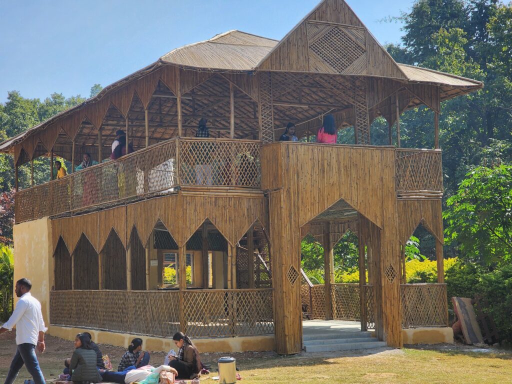 हाथीनाला बायोडाईवर्सिटी हाॅटस्पाट पर्यटकों के लिए बना आकर्षण का केन्द्र