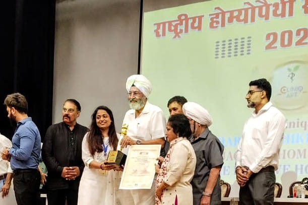 सोनभद्र की बेटी डॉ. कृति श्रीवास्तव राष्ट्रीय होम्योपैथी रत्न अवार्ड 2024 से हुई सम्मानित