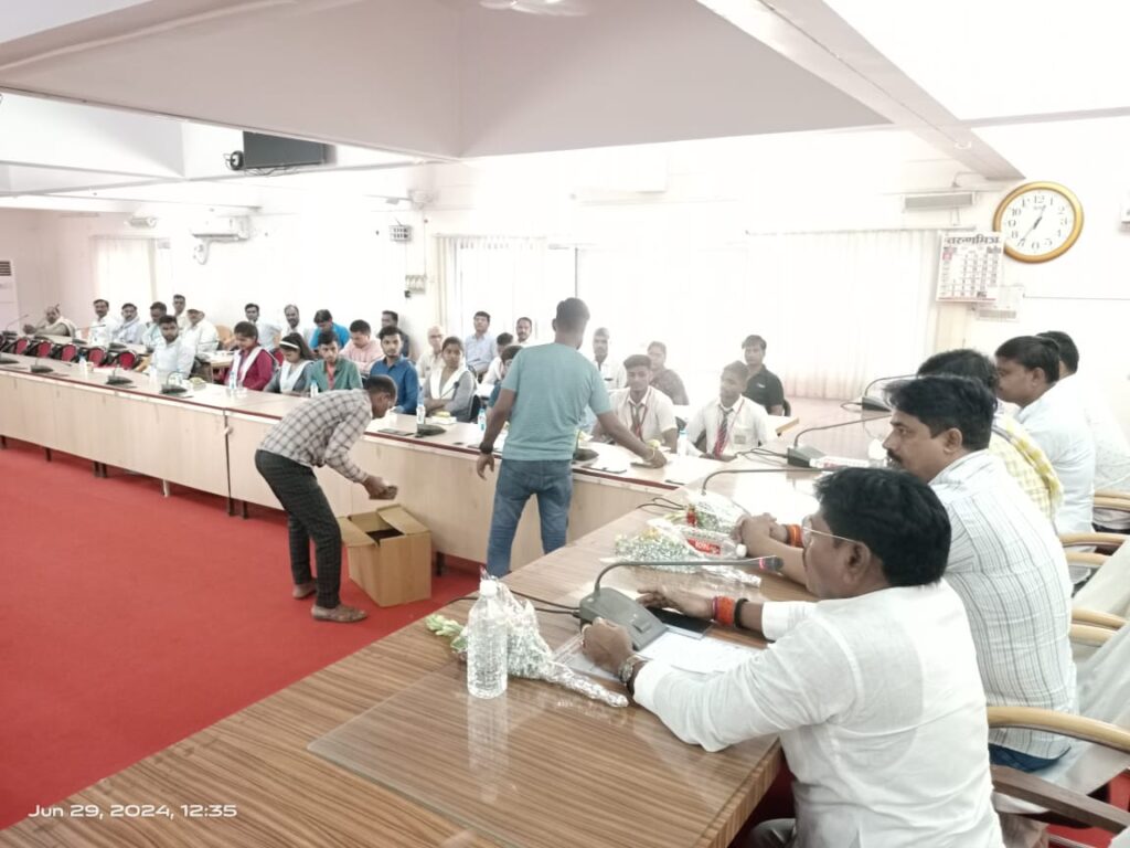 मुख्यमंत्री योगी आदित्य नाथ जी ने DBT के माध्यम से छात्रों को 1200 रुपये हस्तांतरण प्रक्रिया का किया शुभारंभ