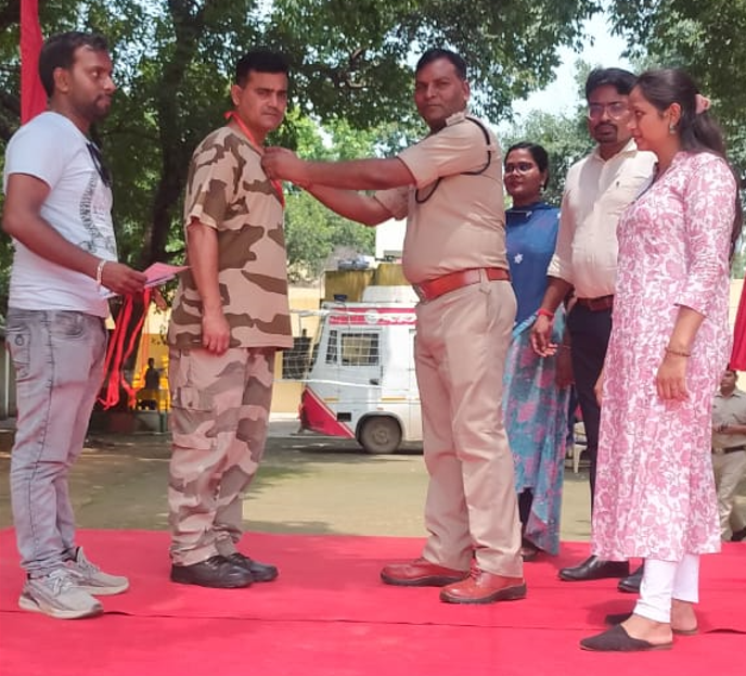 स्वतंत्रता दिवस पर शिविर में 09 लोगों ने किया स्वैच्छिक रक्तदान