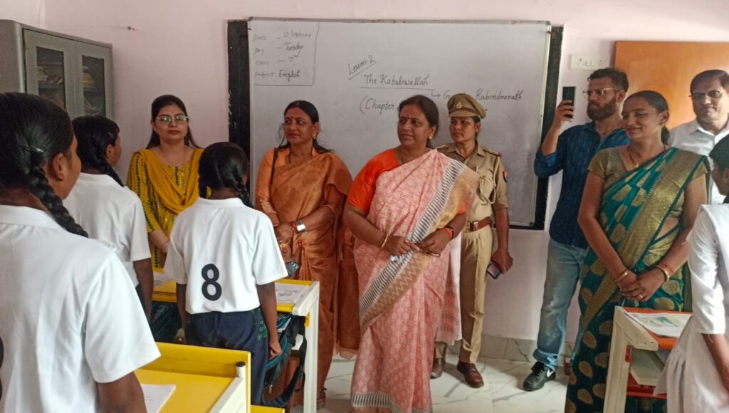 महिला एवं बाल विकास समिति द्वारा सोनभद्र में संचालित योजनाओं का निरीक्षण